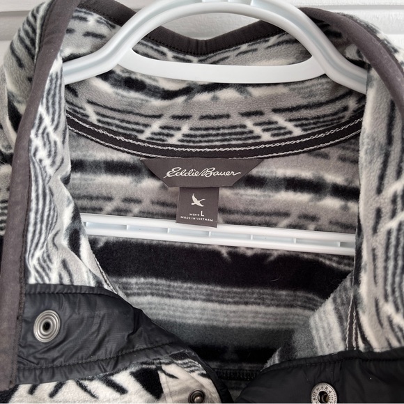 Eddie Bauer Fleece Pullover Size L - Picture 3 of 6